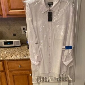 Kenneth Cole Classic White Button Down Shirt. Exceptional Quality.